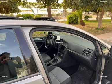 Golf 7 TSI NEUF À VENDRE OU ÉCHANGE Golf 7 TSI NEUF À VENDRE OU ÉCHANGE