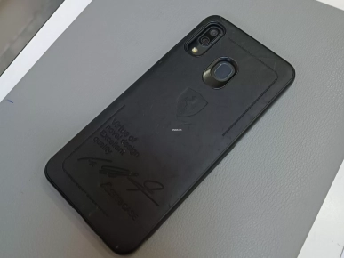Galaxy A30 en très bon état
