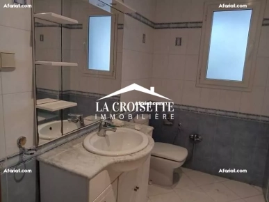 Appartement S+2 à La Marsa ZAL1131