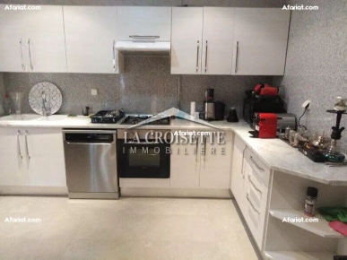 Appartement S+3 à la Soukra ZAV0063