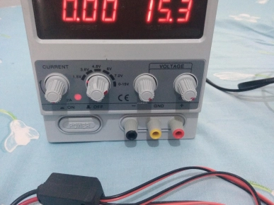 Alimentation de labo PS-1502DD Alimentation de labo PS-1502DD