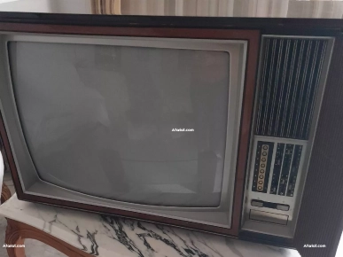 tv antiquaire
