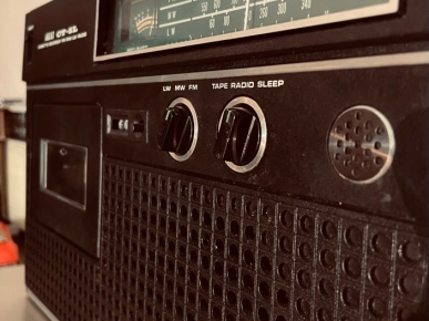 AKAÏ RADIO CASSETTE 70’s AKAÏ RADIO CASSETTE 70’s