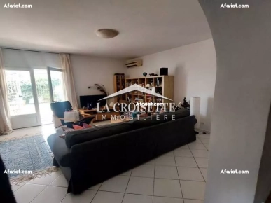 Duplex S+4 avec jardin et piscine à Gammarth MDL0614