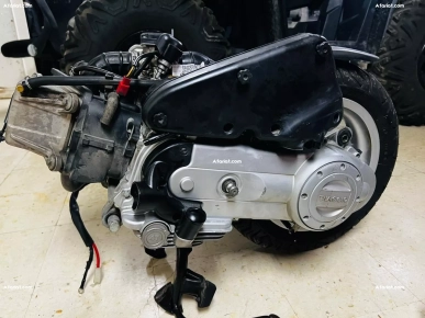 Avendre bloc Vespa 50 4t