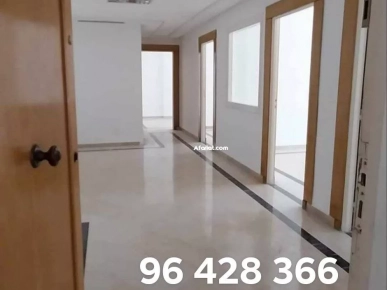 à vendre un appartement à usage bureautique à Montplaisir