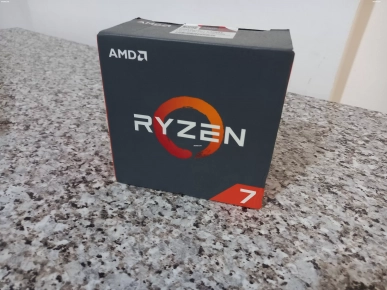 Processeur AMD Rayzen 7 1700X