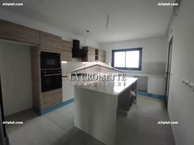 Penthouse S+3 a Jardins de Carthage ZAV1201