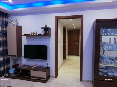 -------------À louer : Coquet appartement S+2 de haut standing