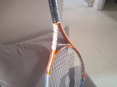 vend raquettes de tennis et raquettes squash