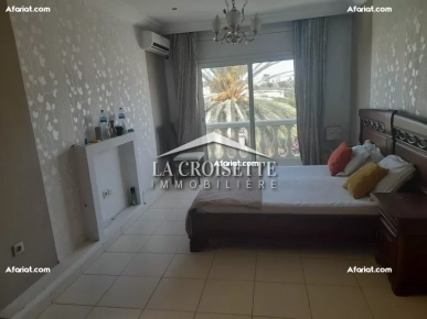 Triplex S+6 avec piscine à Gammarth MTRL0080