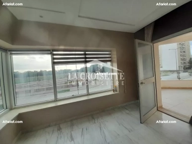 Appartement S+3 ave terrasse aux Jardins de Carthage MAL080