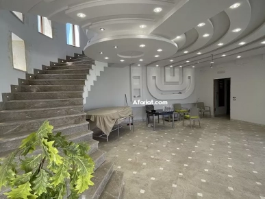 Villa haut standing avec piscine à vendre – Boumhal