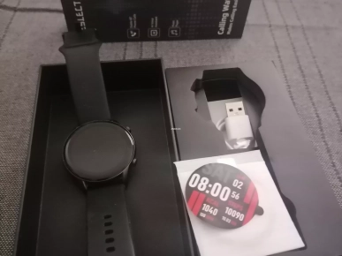 Smartwatch Noir Kieslest comme NEUVE Smartwatch Noir Kieslest comme NEUVE