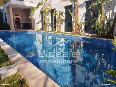 Superbe villa avec piscine privée à Hammamet