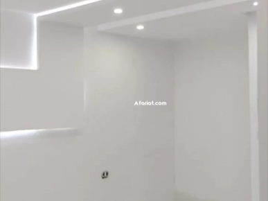 maison style américain près de la mer