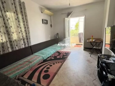 A vendre une villa s+3 avec 2 appartements s+2, studio s+1, garag