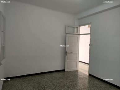 Villa Idéale pour Famille Bien Située à Sfax