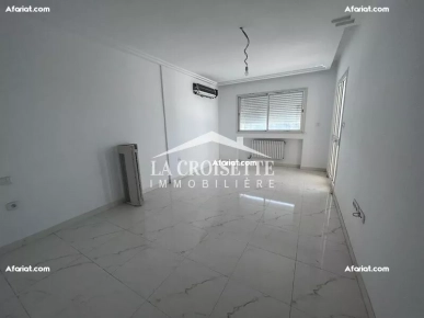 Villa S+5 avec piscine à La Marsa ZVL1394