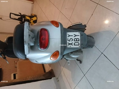 Vespa importé de l'Italie