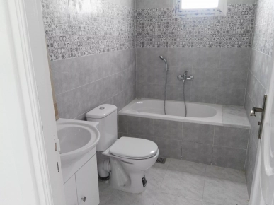 Vente appartement en 1er étage de villa
