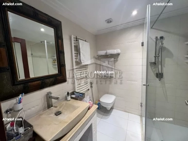 Villa S+4 avec piscine à Gammarth  MVL0522