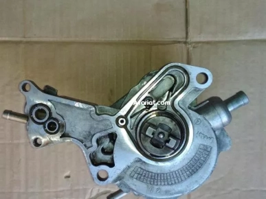 POMPE À VIDE VW, PASSAT, AUDI COMME NEUF IMPORTÉ DE FRANCE POMPE À VIDE VW, PASSAT, AUDI COMME NEUF IMPORTÉ DE FRANCE