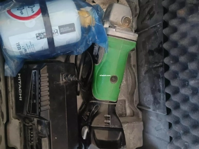 lot marteaux piqueur et disqeusses hilti bosch