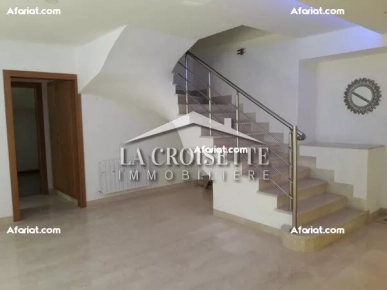 Duplex S+3 avec terrasse aux Jardins de Carthage ZDV0022