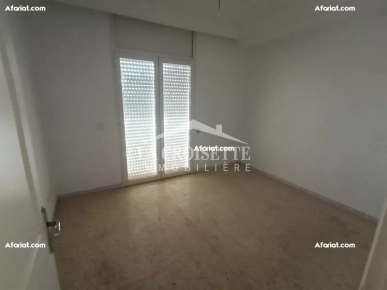 Appartement S+3 à L'aouina MAL0898