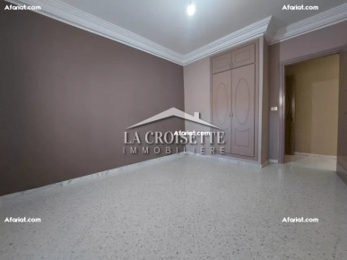 Appartement S+4 à Ain Zaghouan El Wahat MAV1432