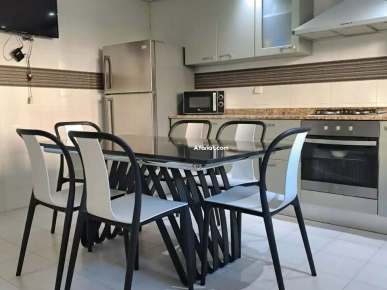 Particulier L Apt S4 meublé Neuf proche lac2