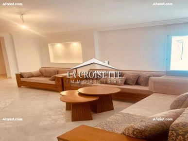 Appartement meublé S+3 avec chambre de service MAL1116