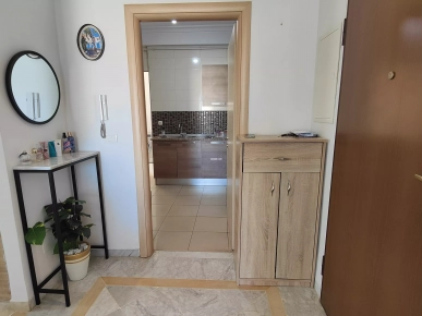 A vendre appartement S2 à l’Aouina