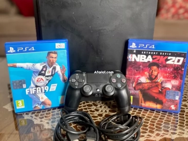 Playstation4 Slim Importé De Italie  Playstation4 Slim Importé De Italie