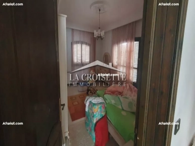 Villa S+5 à La Soukra ZVV0273