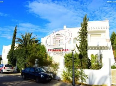 villa a vendre avec piscine à monastir