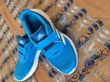 baskets ADIDAS