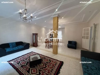 À louer – Maison au rez-de-chaussée s+3