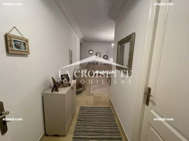 Villa S+4 avec piscine à Gammarth MVL0256