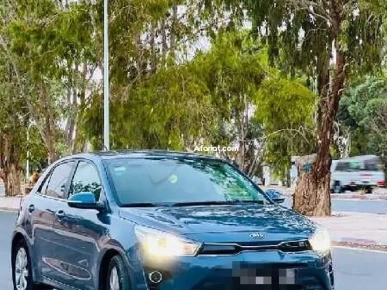 kia rio prestige kia rio prestige