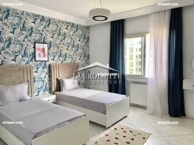 Appartement S+3 avec chambre de service meublé au Lac 2 MAL1016