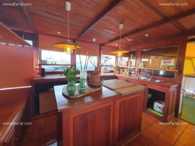 Bateau FLOTTANT(Réf: L2369)