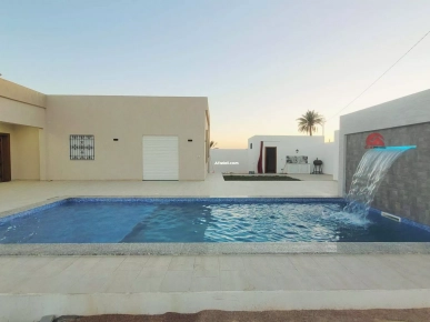 VILLA AVEC PISCINE À HOUMT SOUK DJERBA ZA