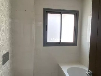 A louer  un Appartement s+3 Meublé haut standing neuf