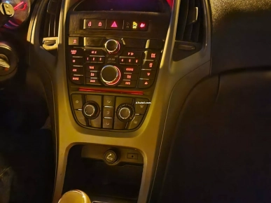 À vendre opel astra j