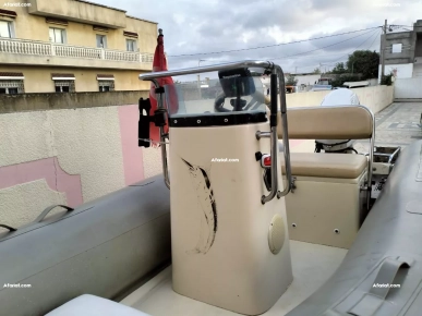 Bateau Semi-rigide Espadon 4.35m Moteur Evinrude 40cv en tres bon