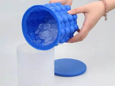 2 en 1 Moule à glaçons et support à boissons en silicone