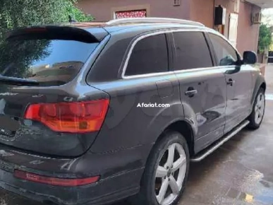 AUDI Q7 S LINE ( A vendre ou échanger )