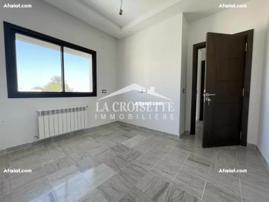 Villa S+3 à La Soukra MVL0978